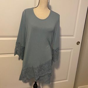 Floral Lace Trim Tulip Hem Tunic